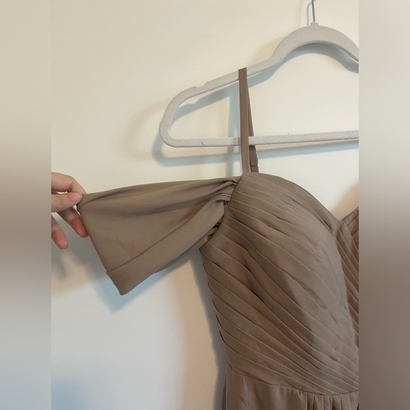 Off The Shoulder Chiffon Ruffle Pleated Formal Evening Dress with Pockets - Picture 11 of 11